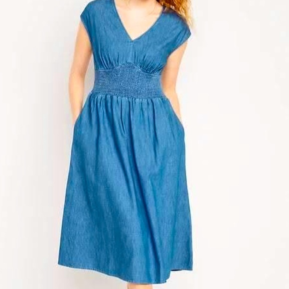 NWT Chambray Smocked Waist-Defined Midi Dress Old Navy~ 2X Plus Size Dress New! - Picture 1 of 6
